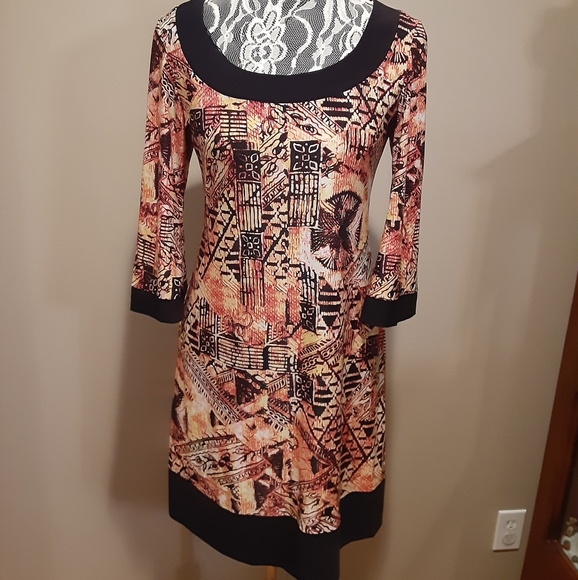 Tiana B. Dresses & Skirts - Tiana B. Dress